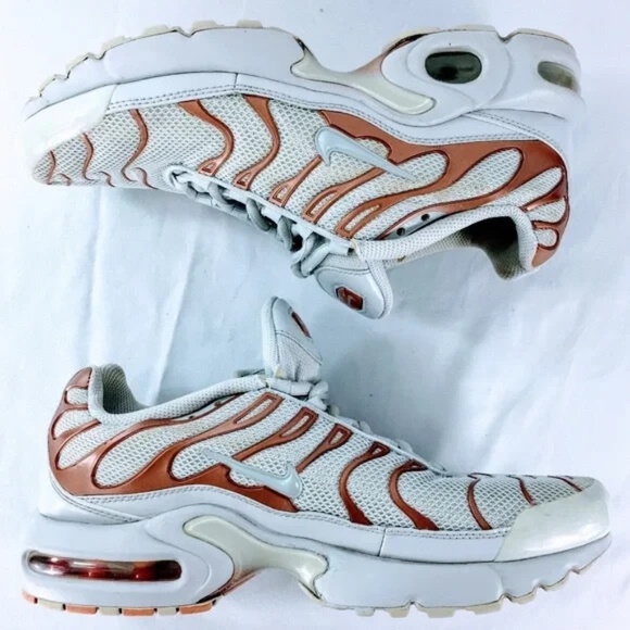 Nike Air Max Plus GS Womens Sneaker Cushioned Pure Platinum Sz 7 Y / 8.5 Womens - Picture 5 of 11